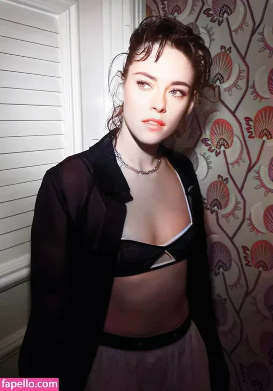 Kristen Strout Onlyfans Photo Gallery 