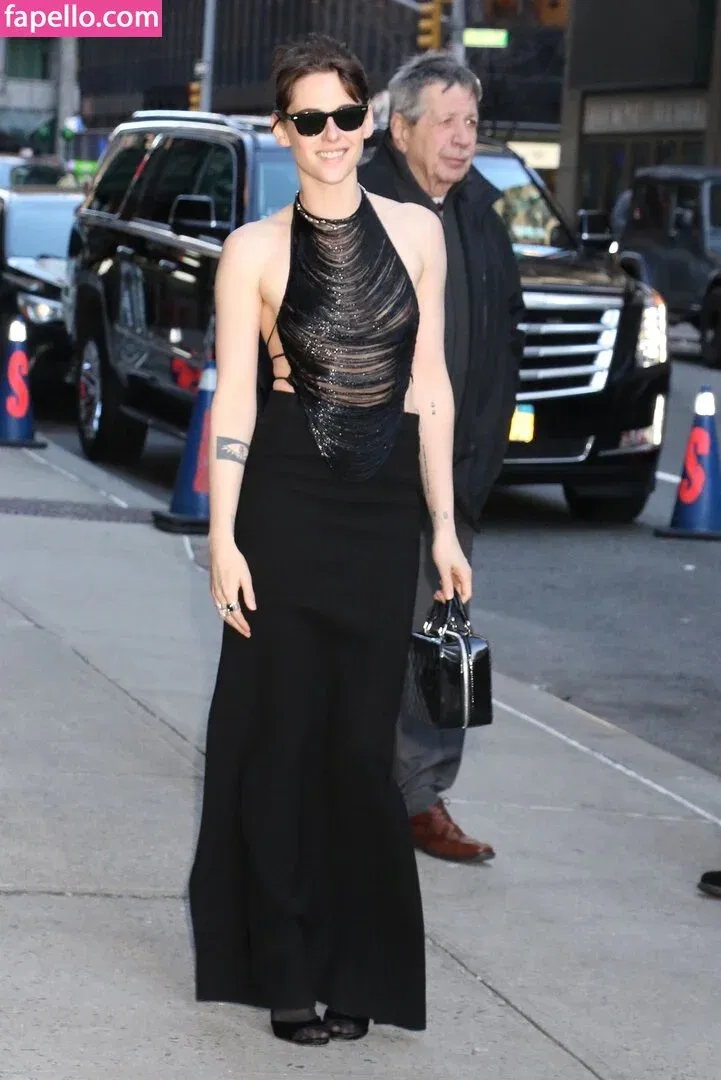 Kristen Strout Onlyfans Photo Gallery 