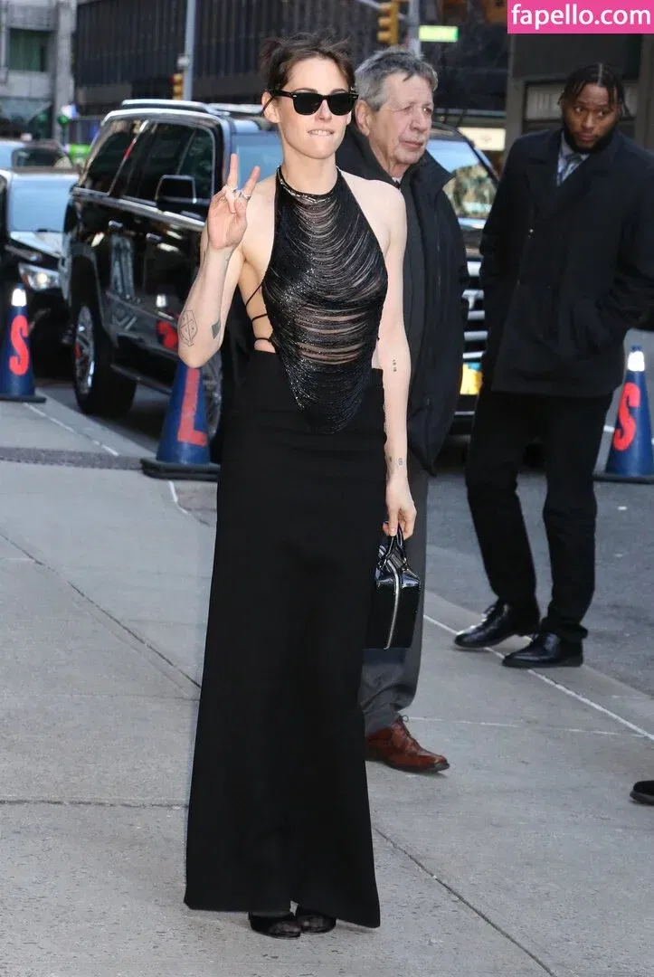 Kristen Strout Onlyfans Photo Gallery 