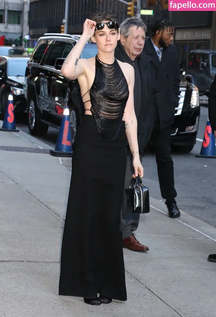 Kristen Strout Onlyfans Photo Gallery 