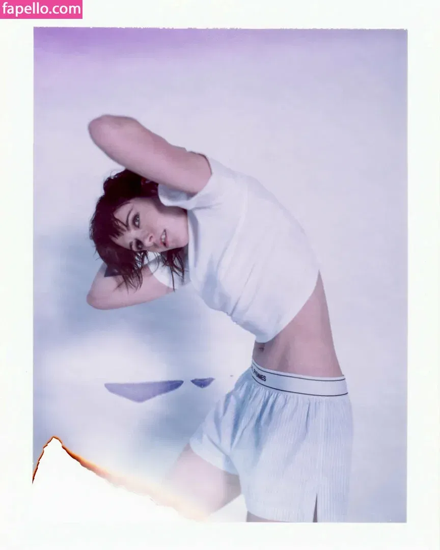 Kristen Strout Onlyfans Photo Gallery 