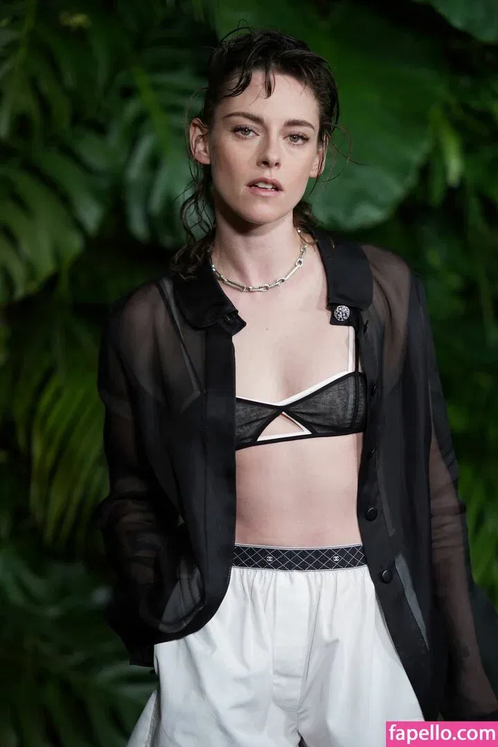 Kristen Strout Onlyfans Photo Gallery 