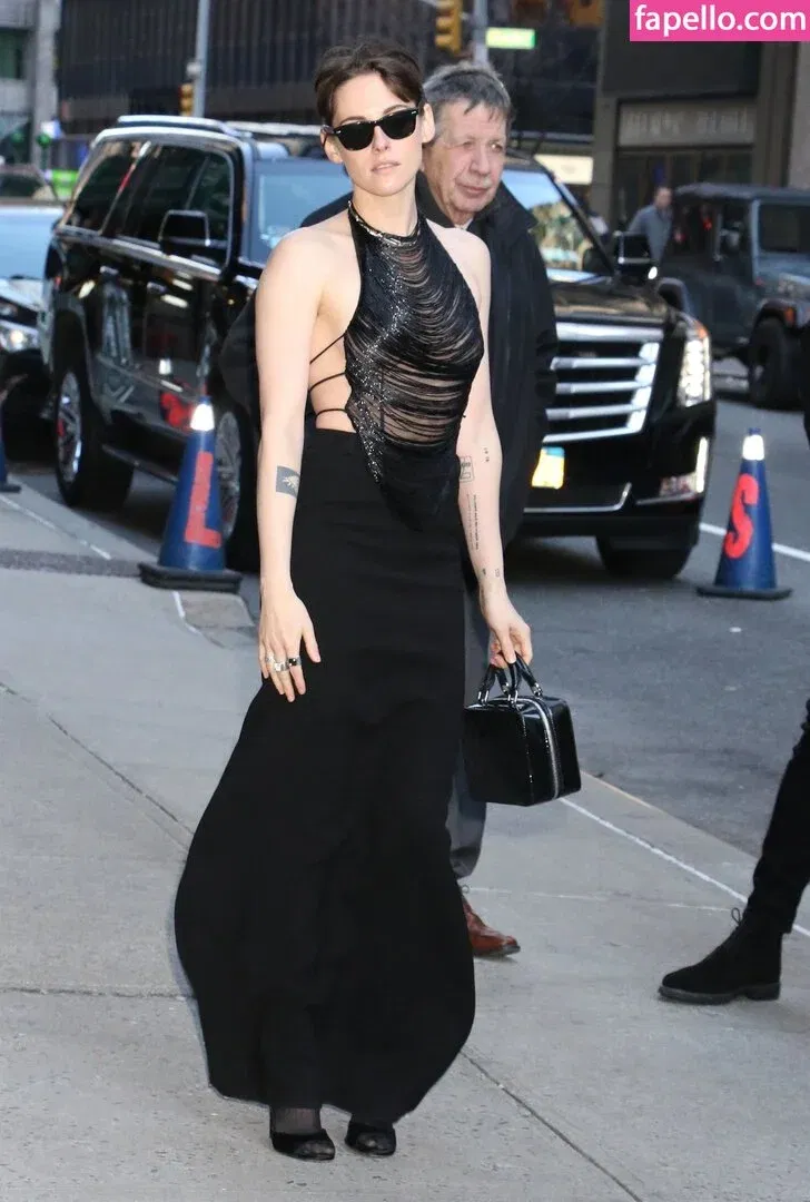 Kristen Strout Onlyfans Photo Gallery 