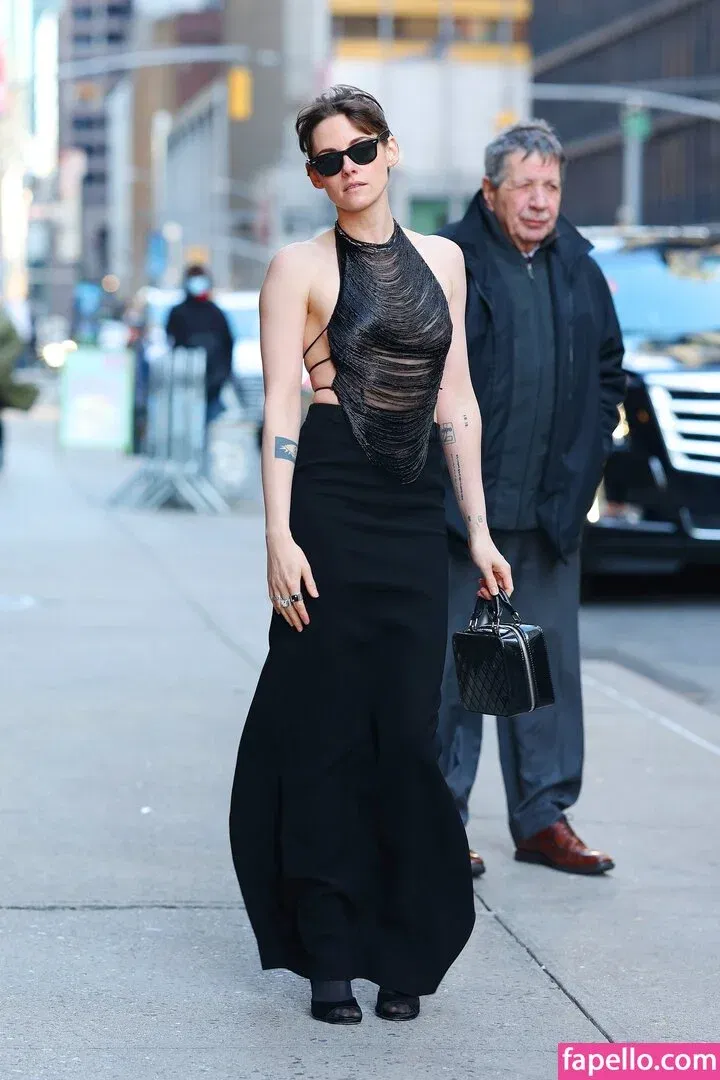 Kristen Strout Onlyfans Photo Gallery 