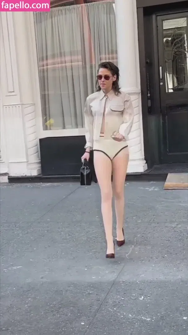 Kristen Strout Onlyfans Photo Gallery 