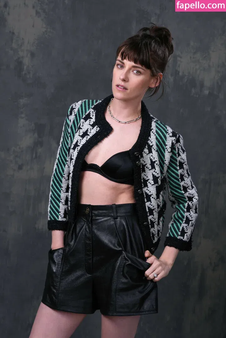 Kristen Strout Onlyfans Photo Gallery 