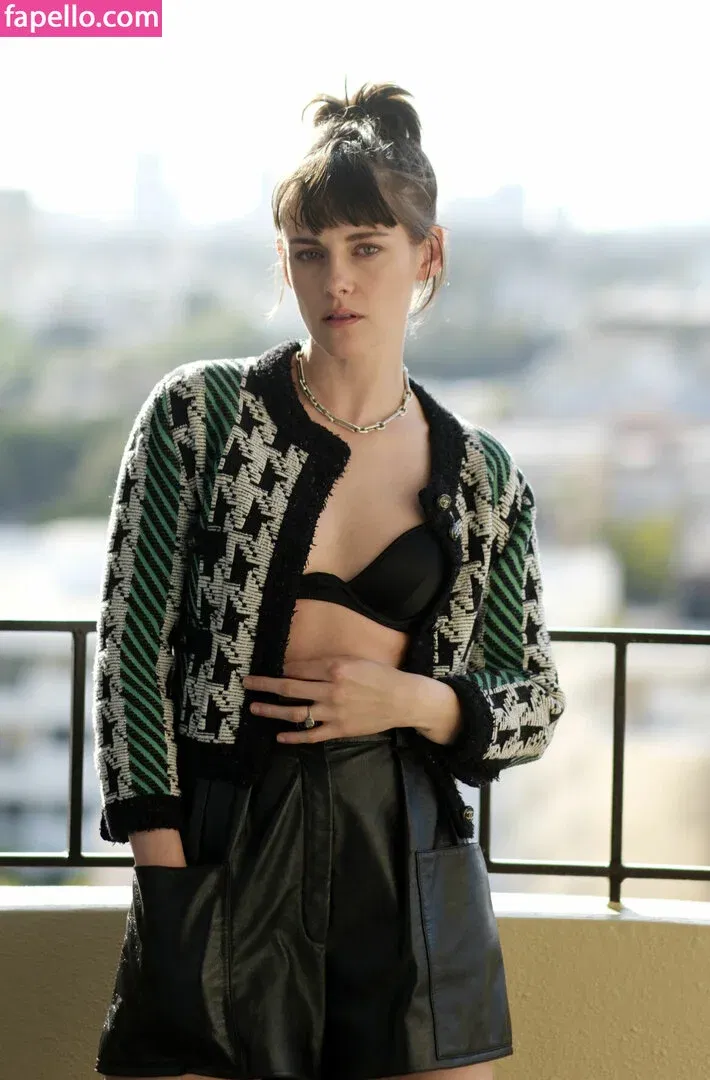 Kristen Strout Onlyfans Photo Gallery 