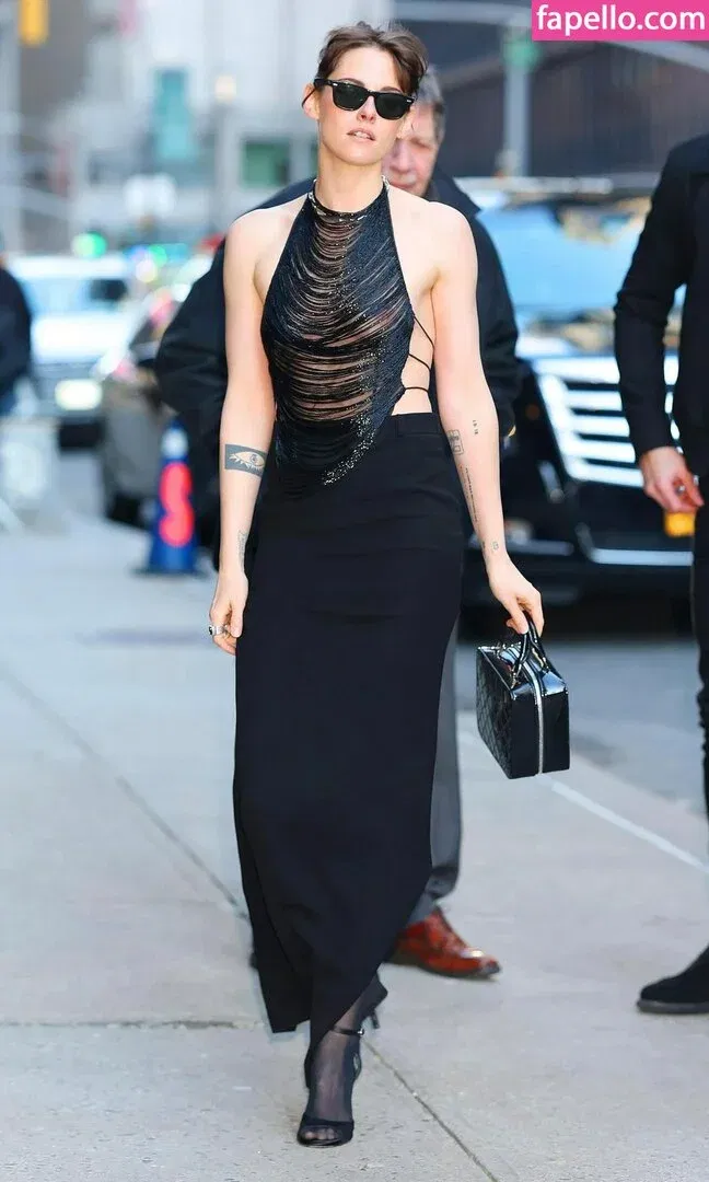 Kristen Strout Onlyfans Photo Gallery 