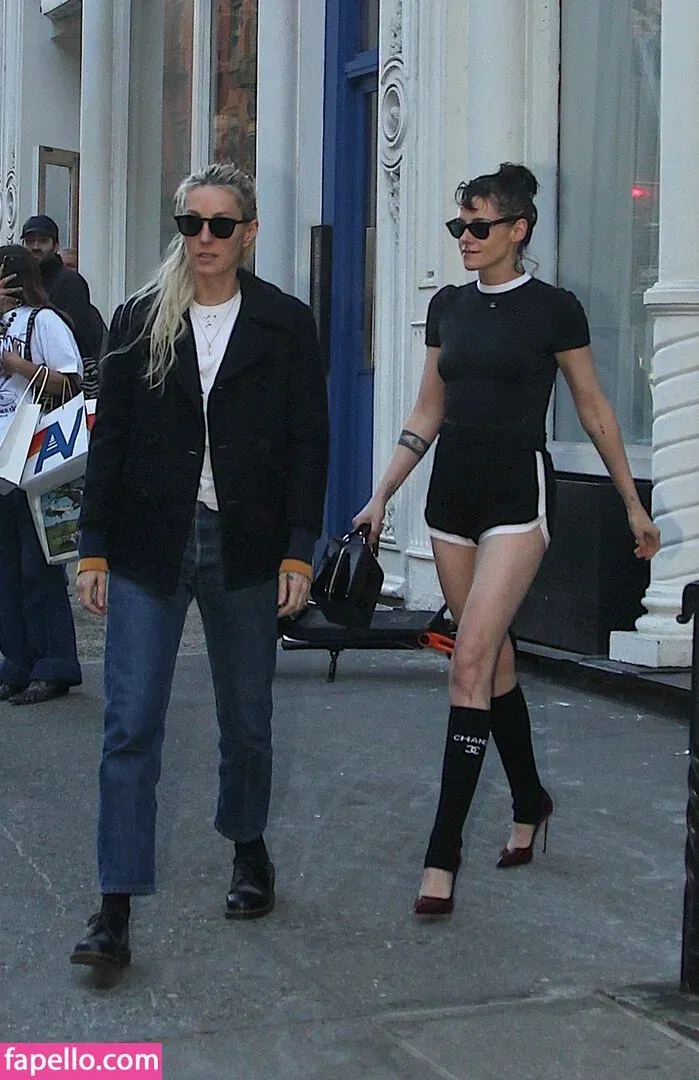 Kristen Strout Onlyfans Photo Gallery 