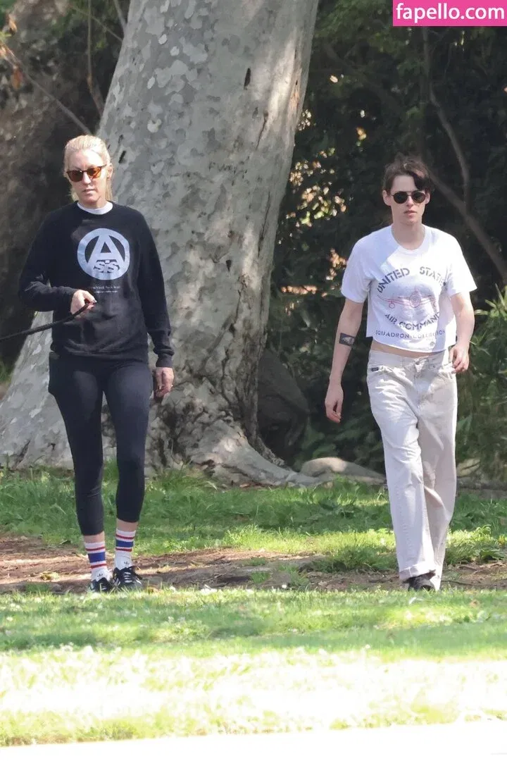 Kristen Strout Onlyfans Photo Gallery 