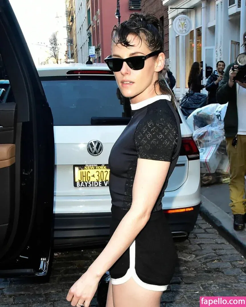 Kristen Strout Onlyfans Photo Gallery 