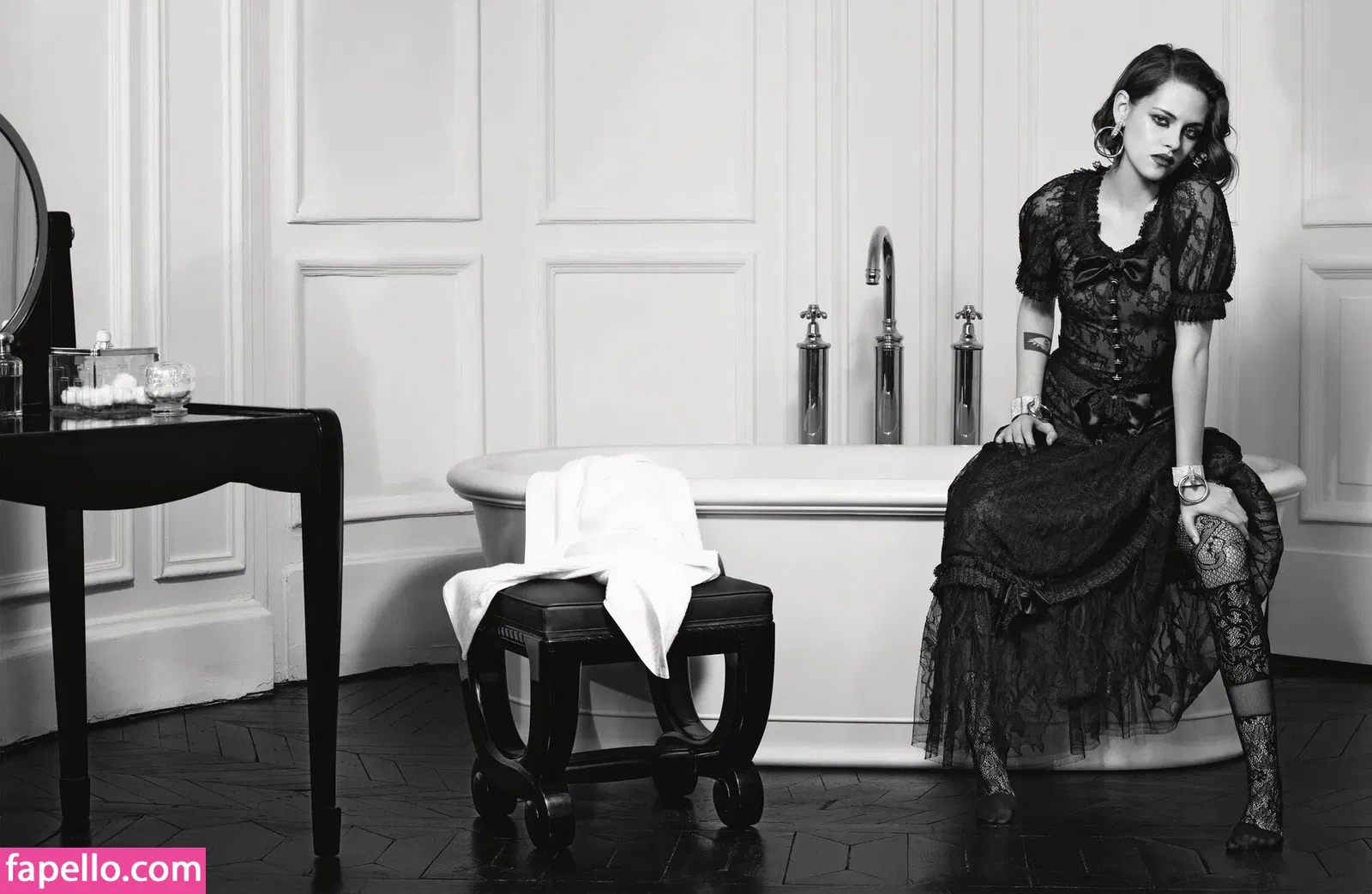 Kristen Strout Onlyfans Photo Gallery 