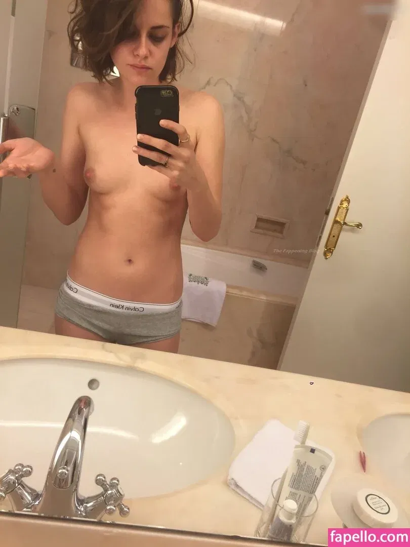 Kristen Strout Onlyfans Photo Gallery 