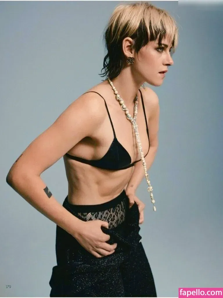 Kristen Strout Onlyfans Photo Gallery 