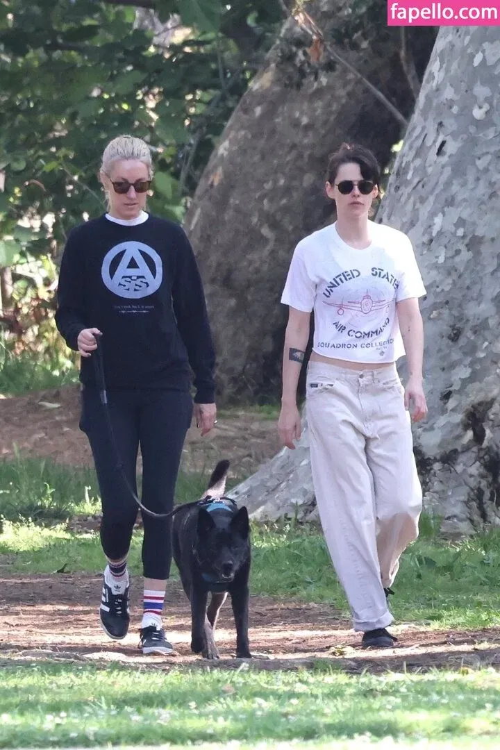 Kristen Strout Onlyfans Photo Gallery 