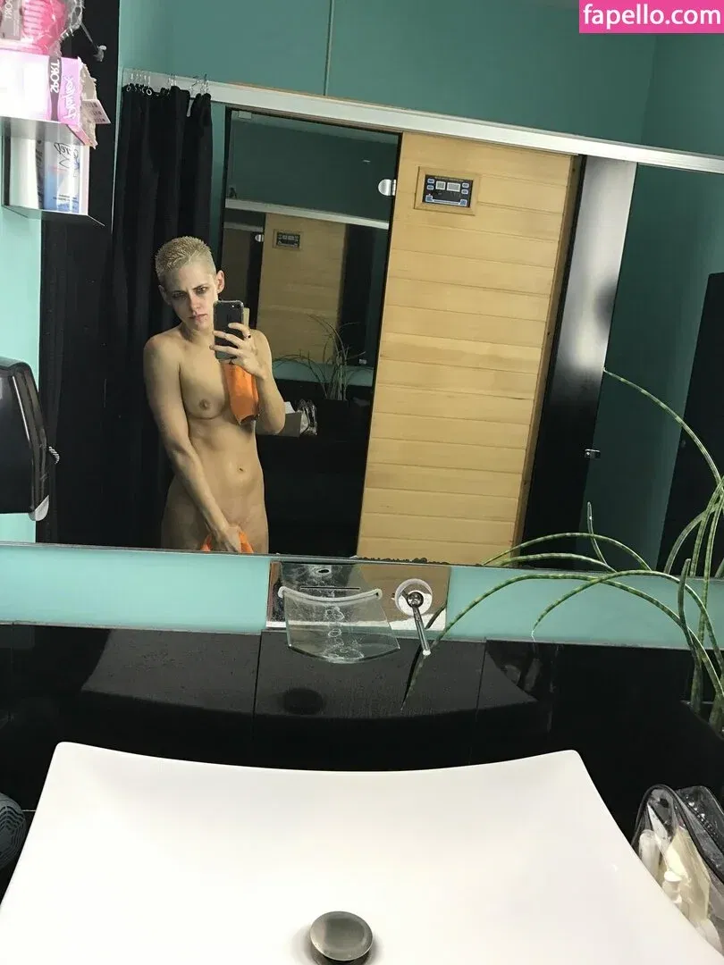 Kristen Strout Onlyfans Photo Gallery 