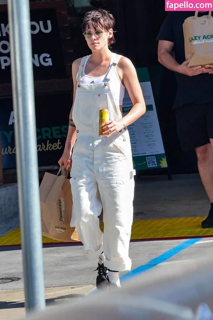 Kristen Strout Onlyfans Photo Gallery 