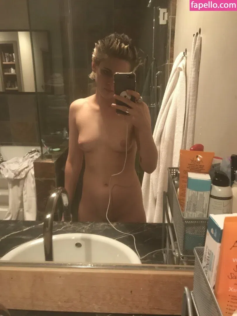 Kristen Strout Onlyfans Photo Gallery 