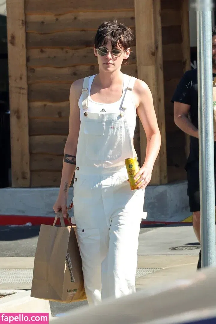 Kristen Strout Onlyfans Photo Gallery 