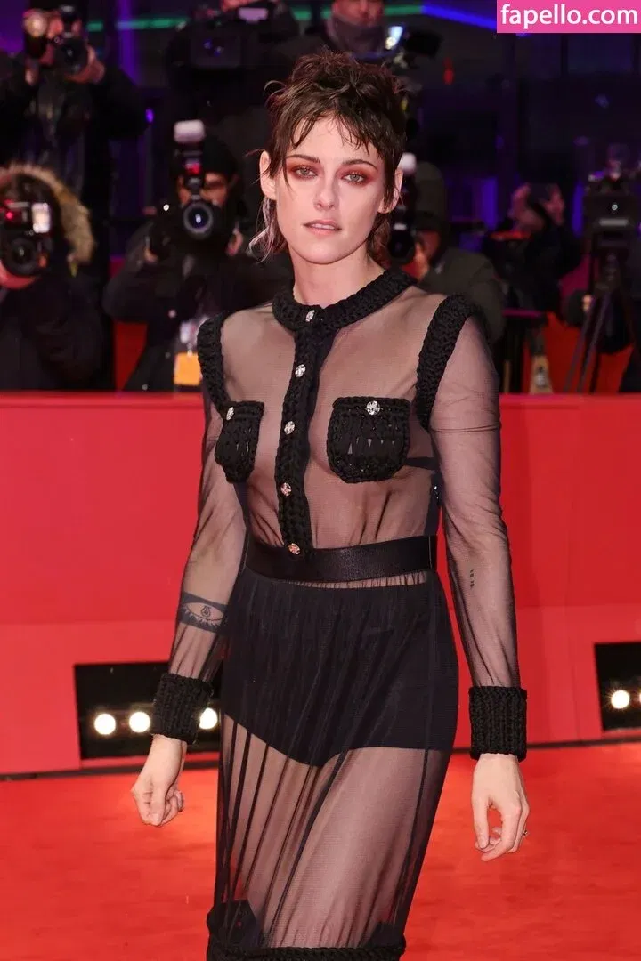 Kristen Strout Onlyfans Photo Gallery 