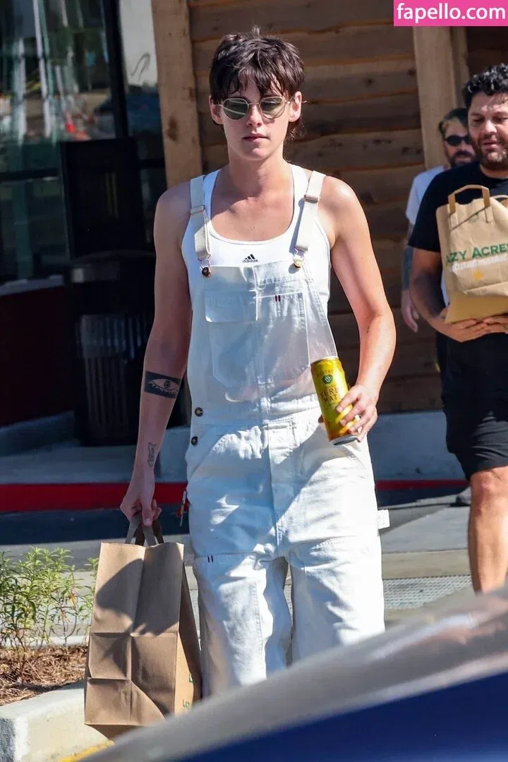 Kristen Strout Onlyfans Photo Gallery 