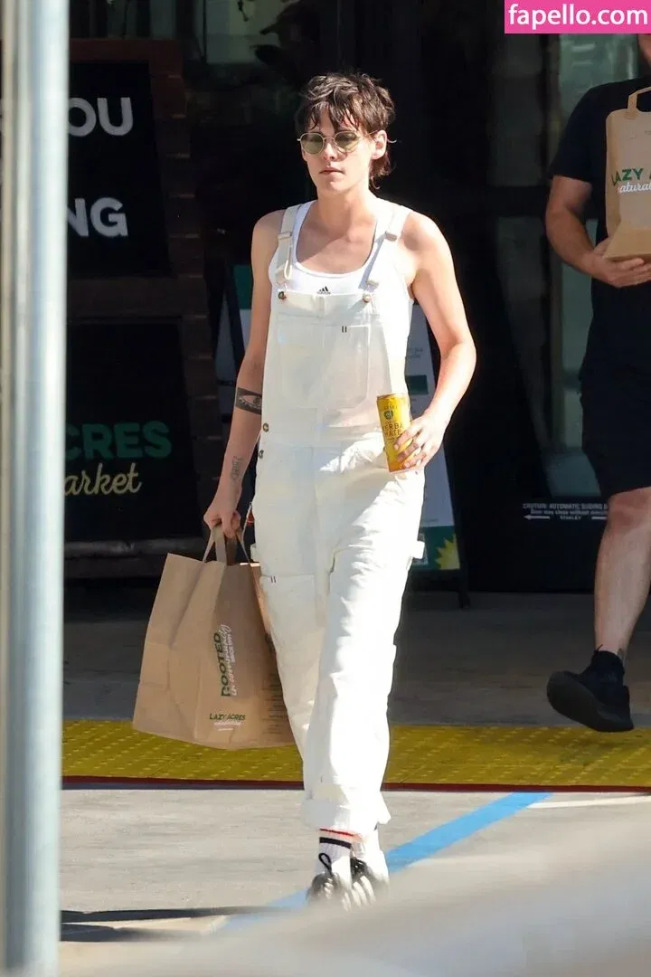 Kristen Strout Onlyfans Photo Gallery 