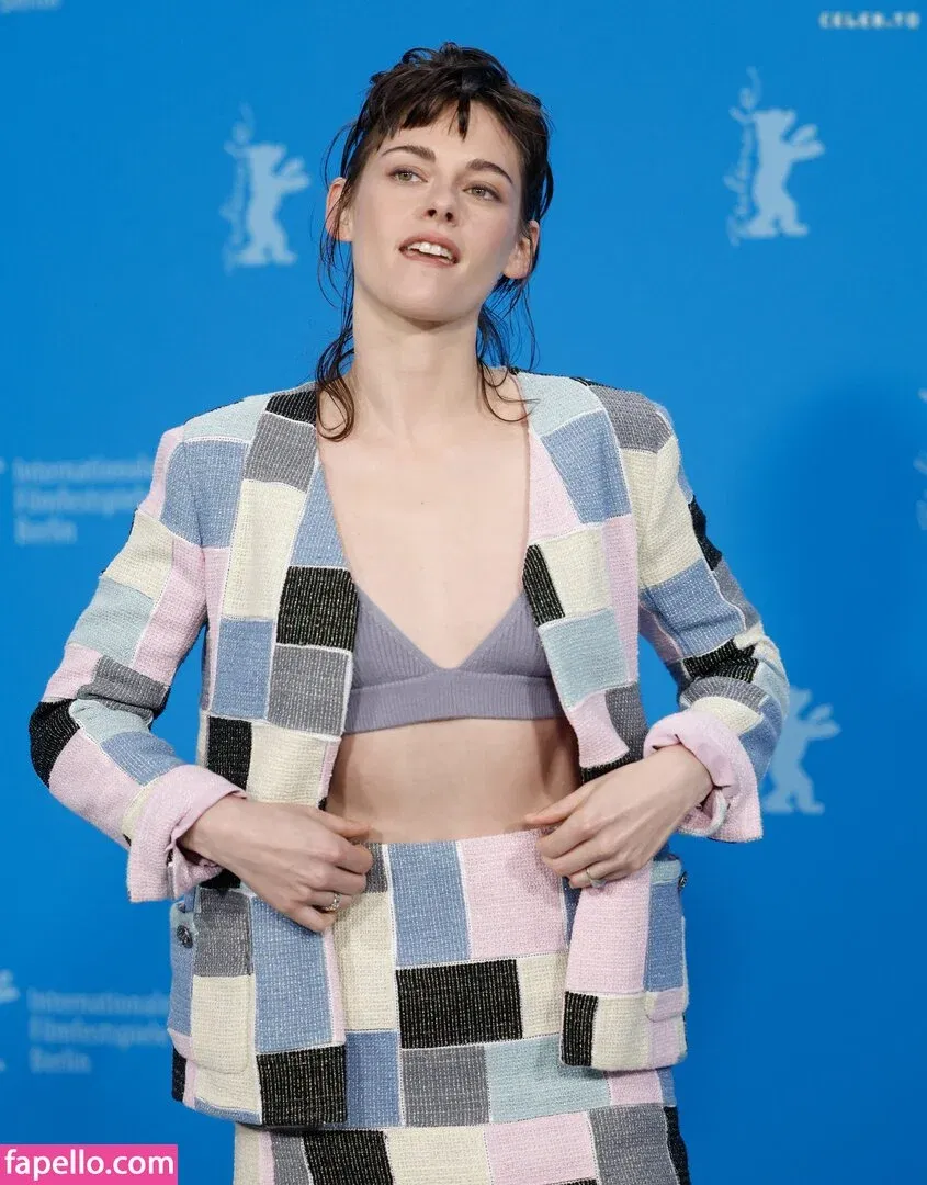 Kristen Strout Onlyfans Photo Gallery 