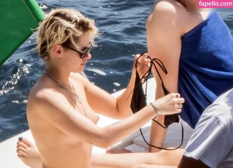 Kristen Strout Onlyfans Photo Gallery 