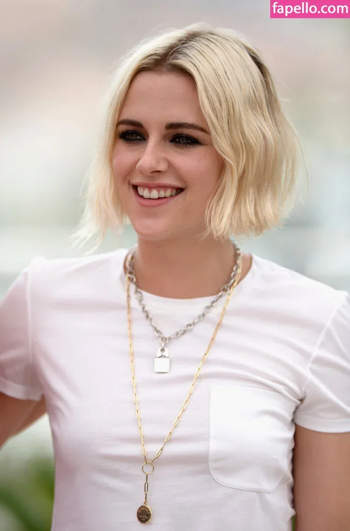 Kristen Strout Onlyfans Photo Gallery 