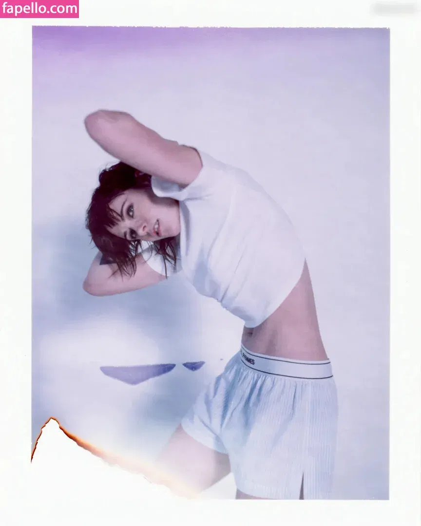 Kristen Strout Onlyfans Photo Gallery 