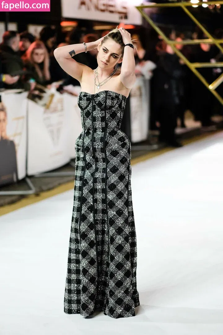 Kristen Strout Onlyfans Photo Gallery 