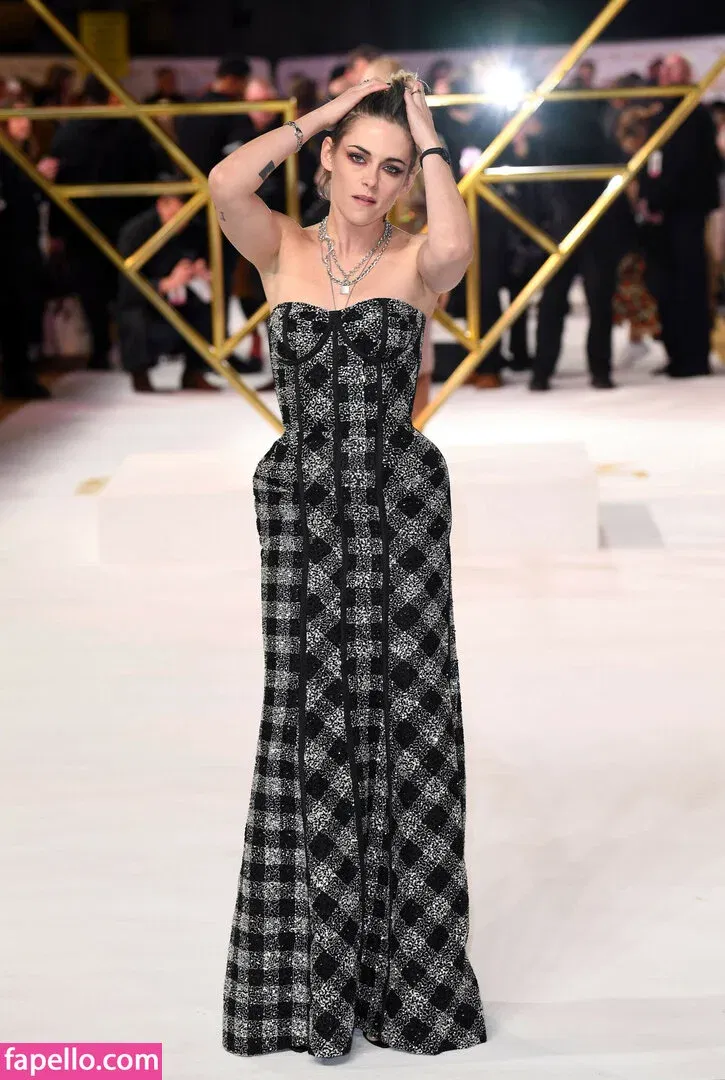 Kristen Strout Onlyfans Photo Gallery 