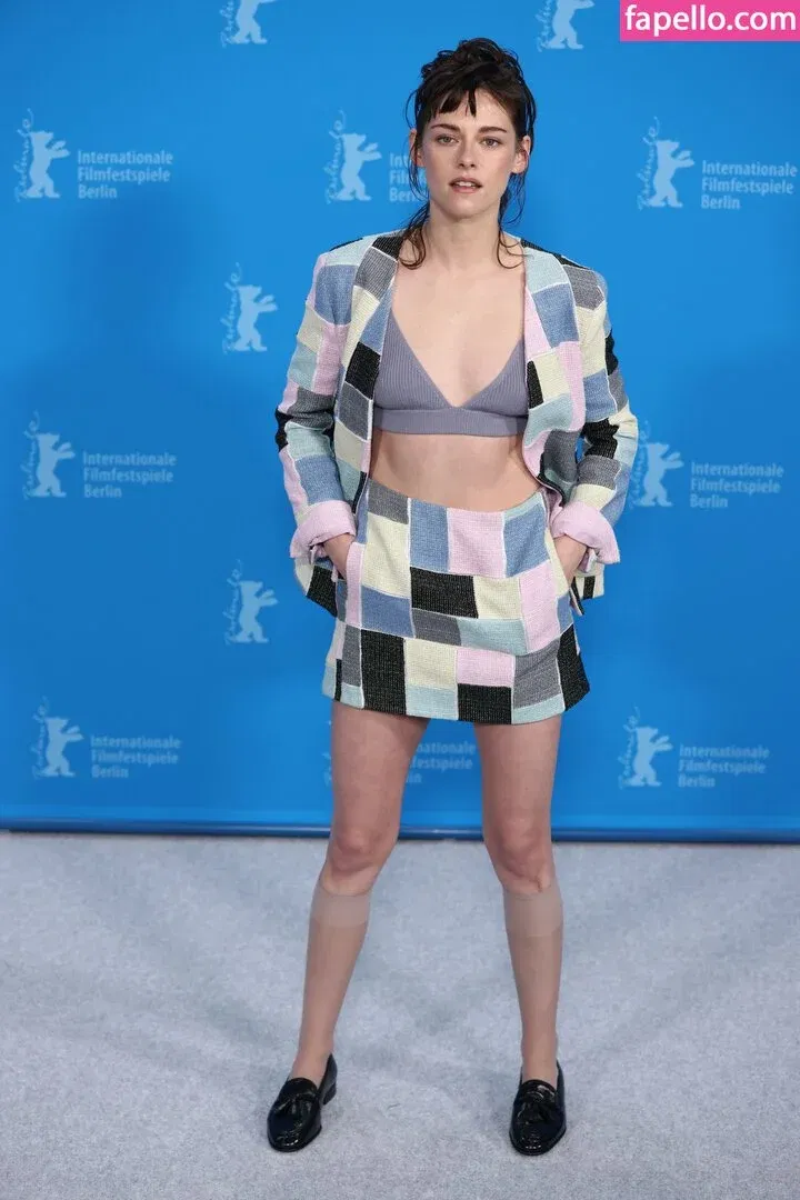 Kristen Strout Onlyfans Photo Gallery 