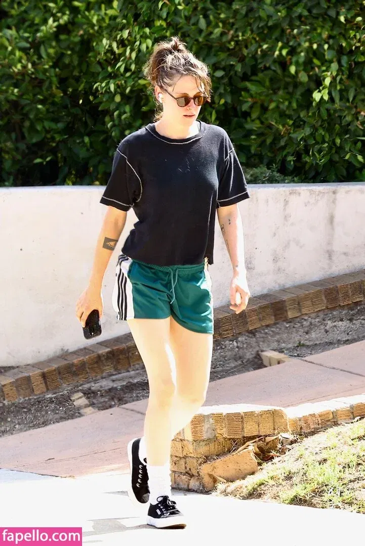 Kristen Strout Onlyfans Photo Gallery 