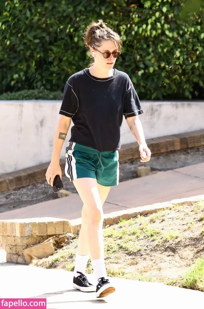 Kristen Strout Onlyfans Photo Gallery 