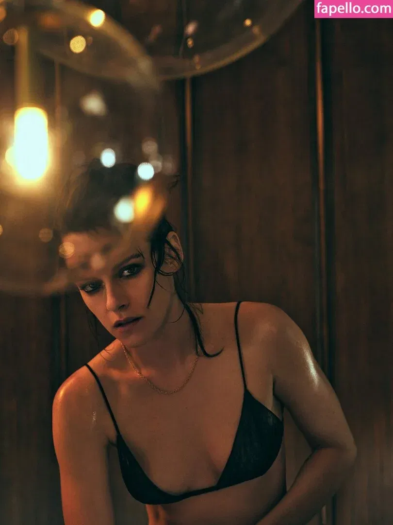 Kristen Strout Onlyfans Photo Gallery 