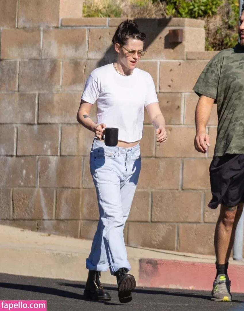 Kristen Strout Onlyfans Photo Gallery 