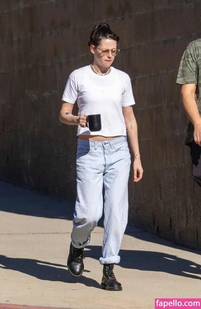 Kristen Strout Onlyfans Photo Gallery 