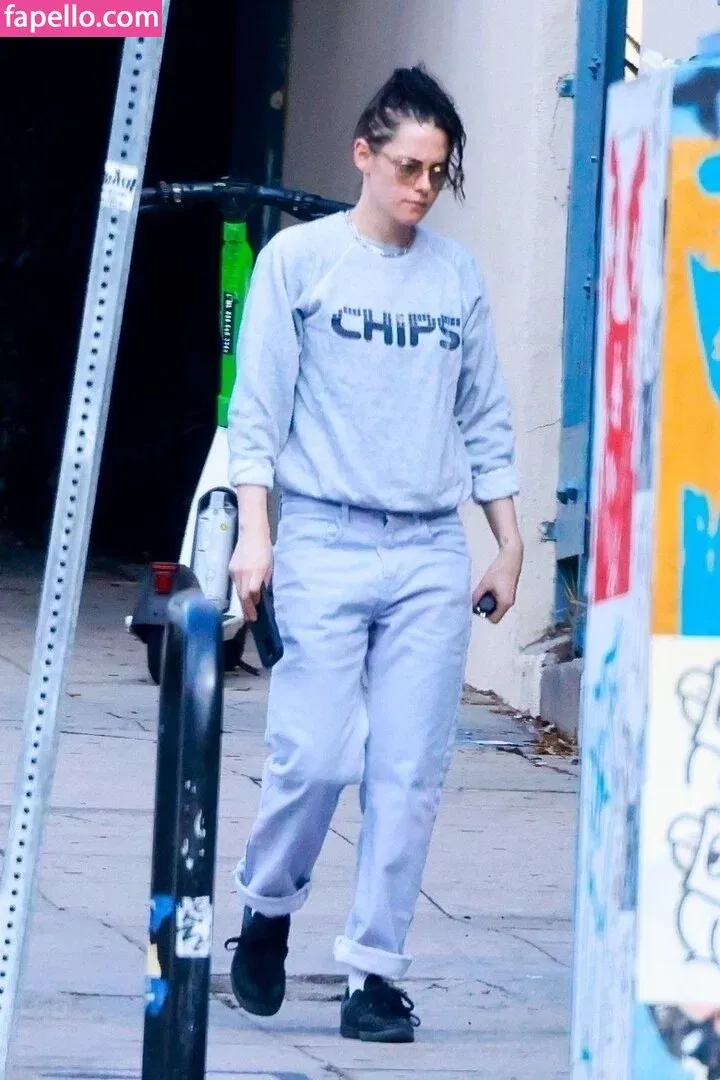 Kristen Strout Onlyfans Photo Gallery 