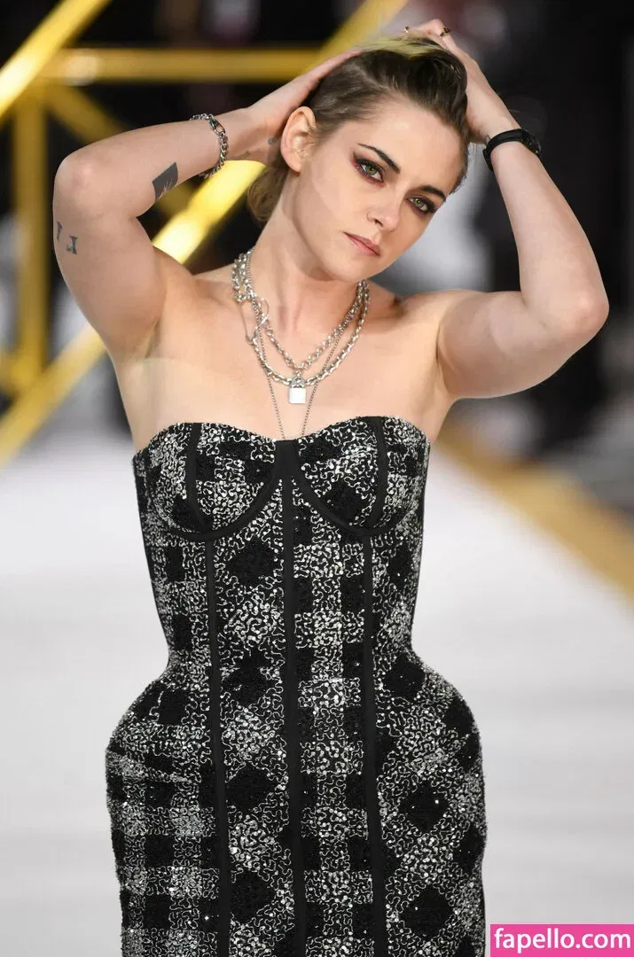 Kristen Strout Onlyfans Photo Gallery 