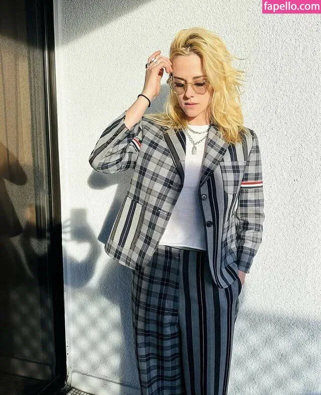 Kristen Strout Onlyfans Photo Gallery 