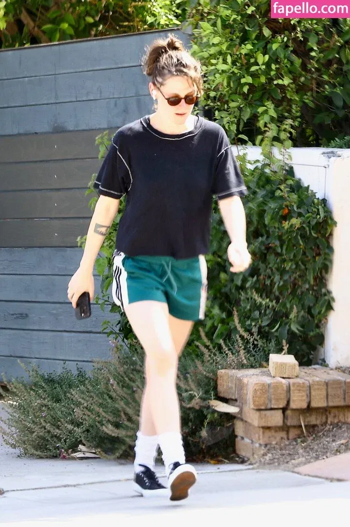 Kristen Strout Onlyfans Photo Gallery 