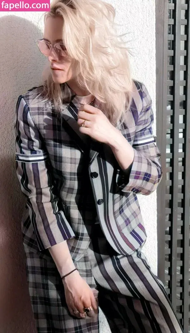 Kristen Strout Onlyfans Photo Gallery 