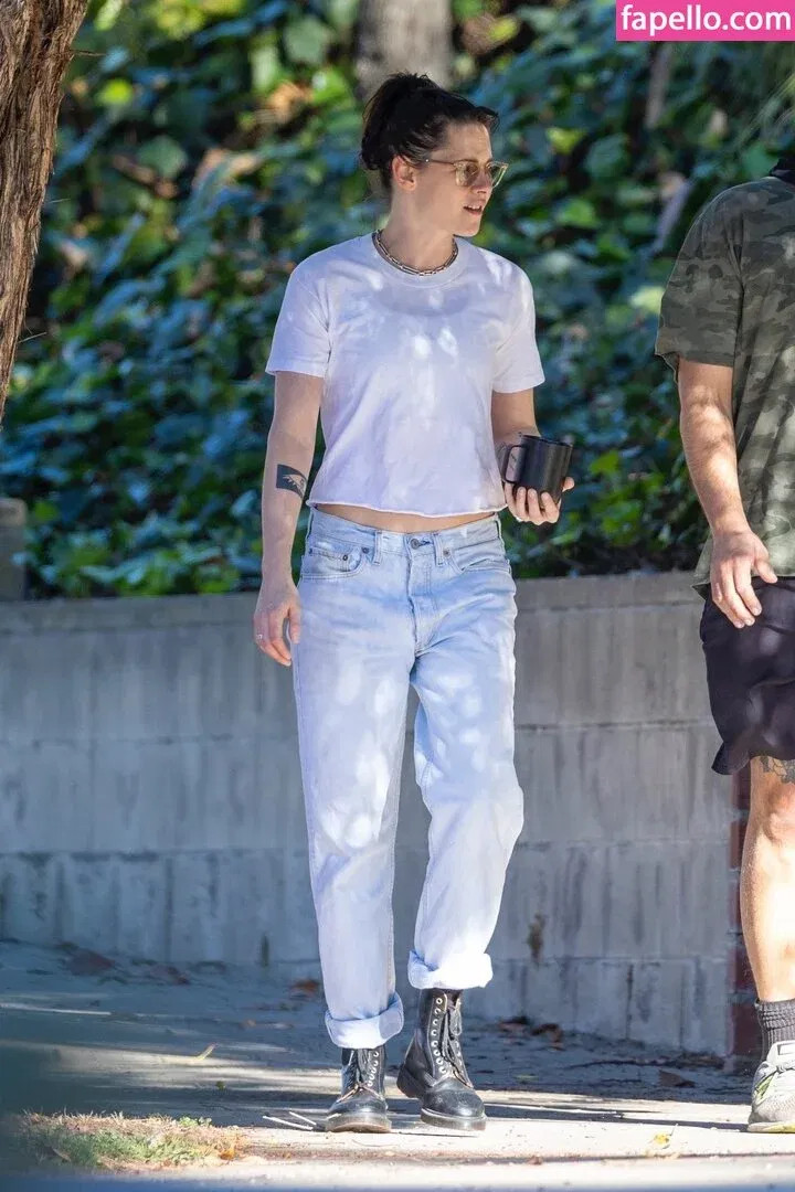 Kristen Strout Onlyfans Photo Gallery 