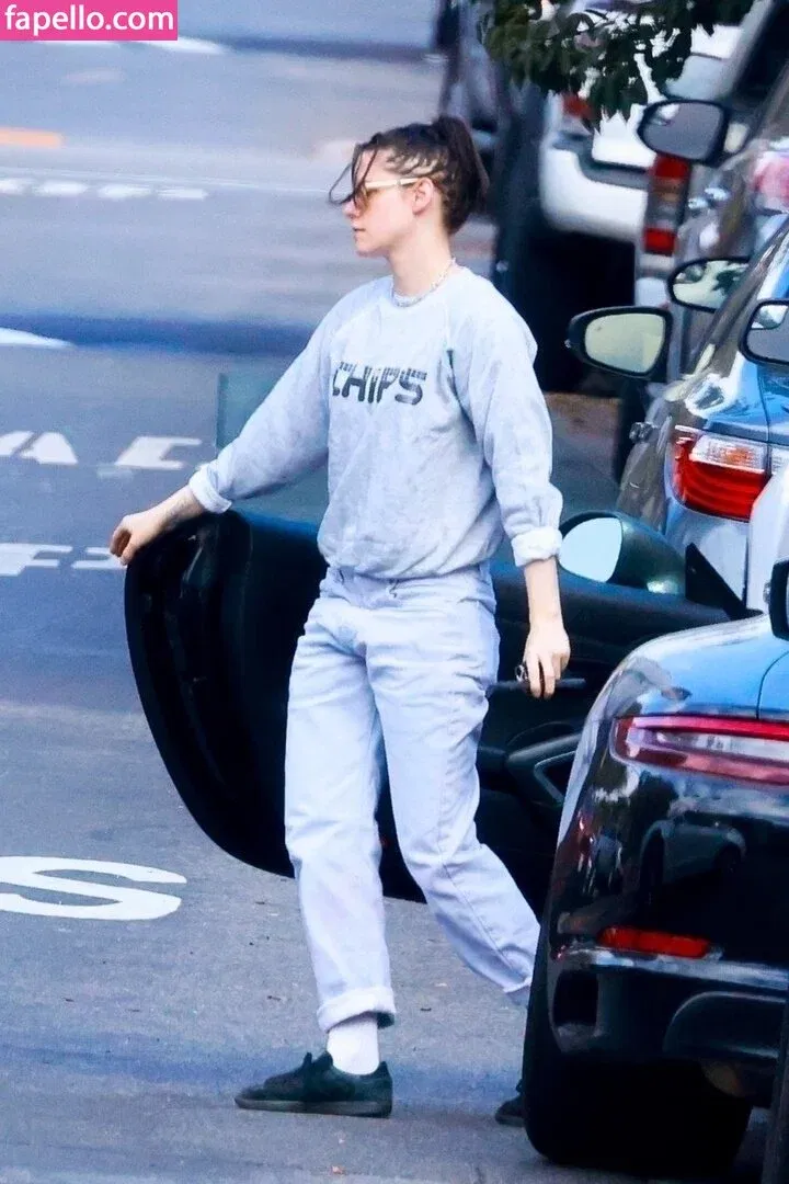 Kristen Strout Onlyfans Photo Gallery 