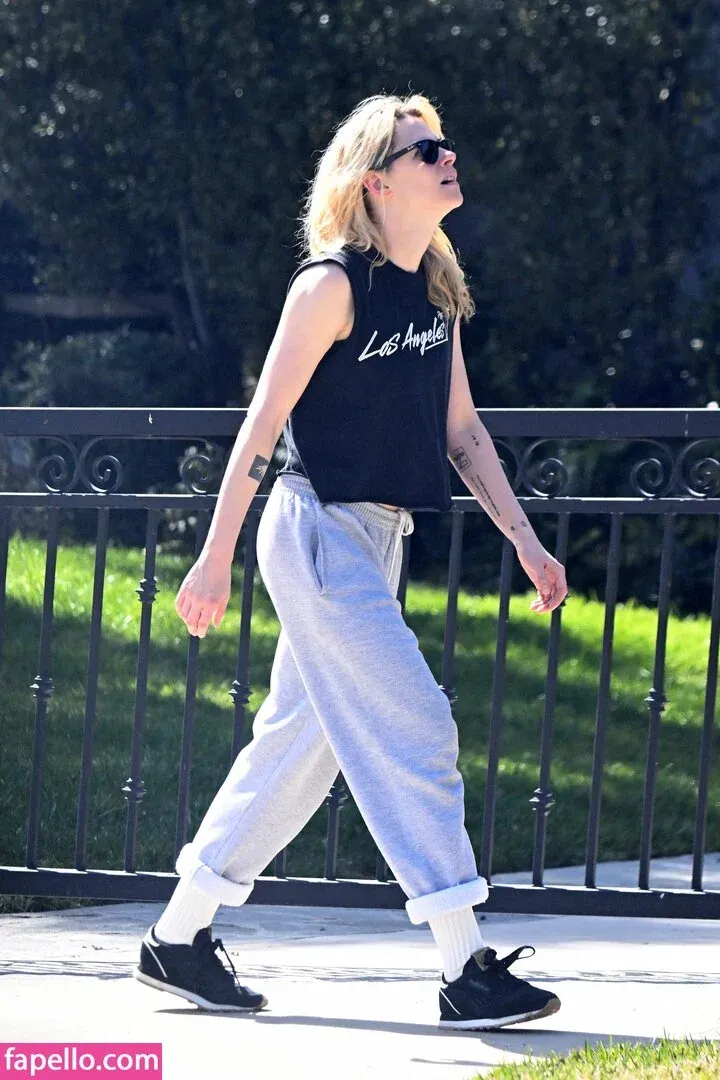 Kristen Strout Onlyfans Photo Gallery 