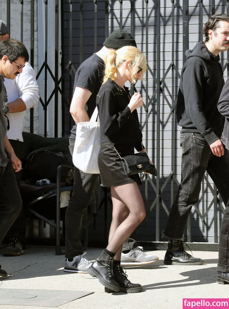 Kristen Strout Onlyfans Photo Gallery 