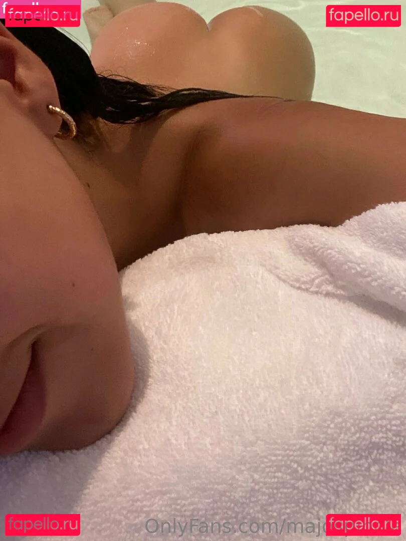 Majo Spinola Onlyfans Photo Gallery 