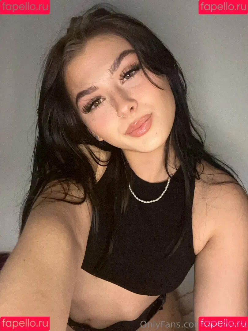 lolareyxo Onlyfans Photo Gallery 