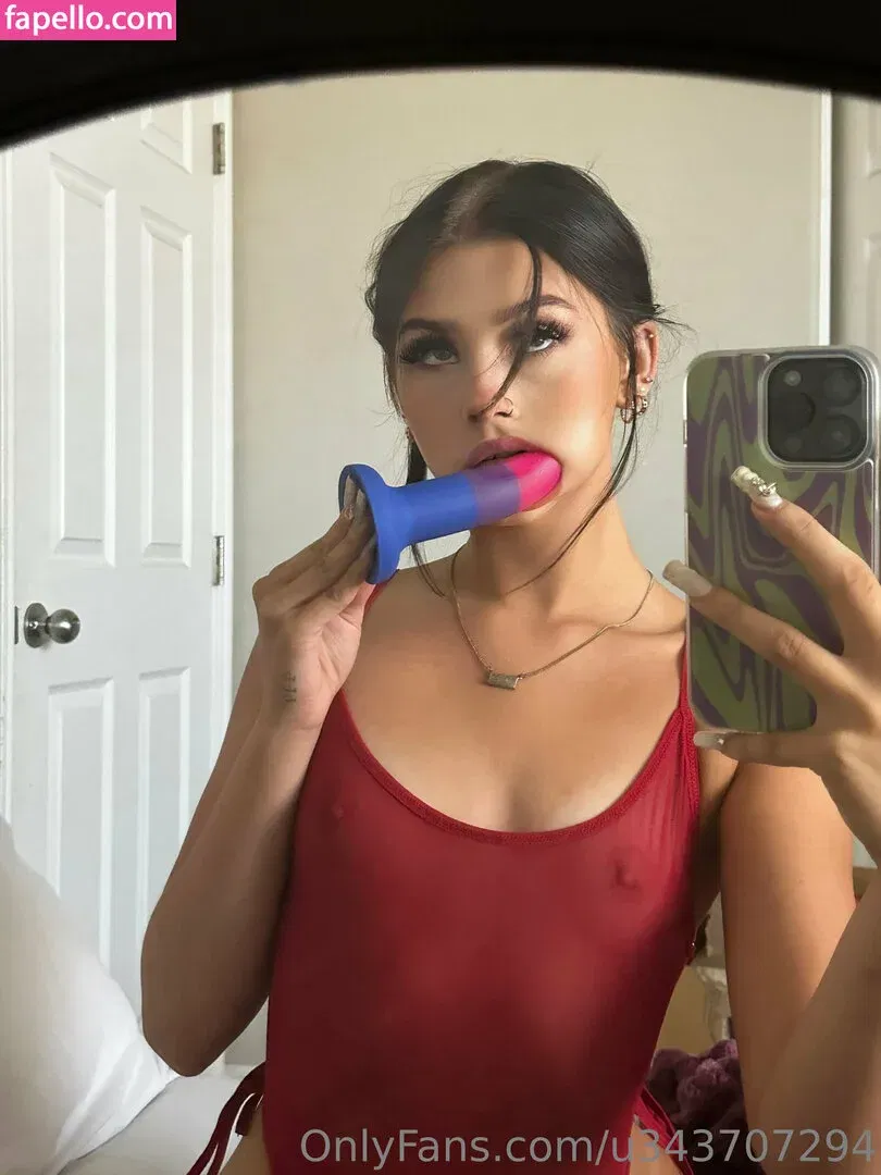 lolareyxo Onlyfans Photo Gallery 